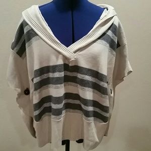 Neutral Poncho American Eagle soft sweater
